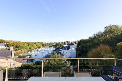 Pavillon - 215 m² - 6 pièces