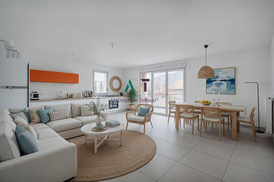 Appartement - 84 m² - 4 pièces