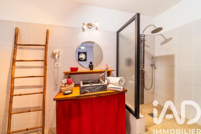 Maison - 309 m² - 11 pièces