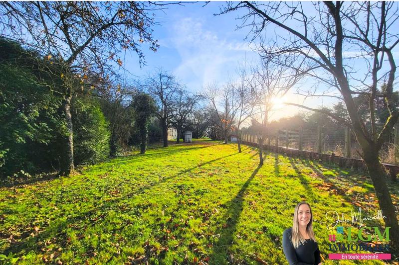 Propriété - 261 m² - 7 pièces