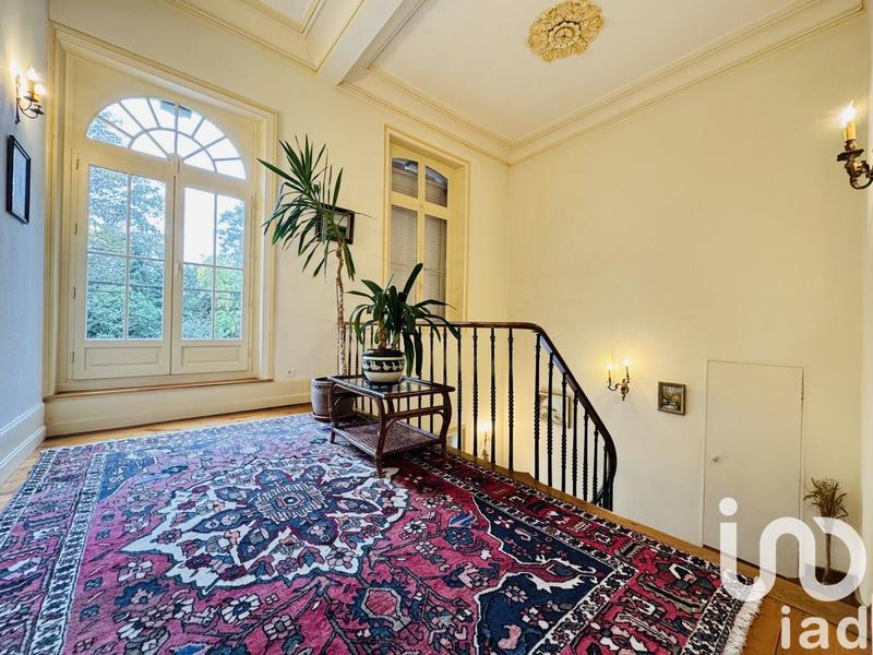 Château - 342 m² - 8 pièces