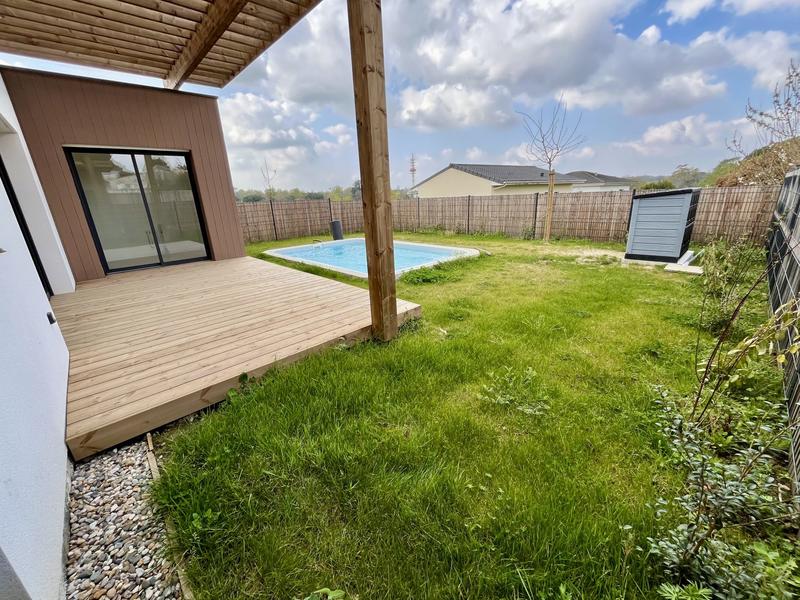 Maison - 121 m² - 5 pièces