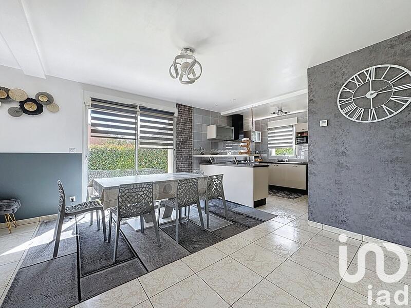 Maison - 108 m² - 5 pièces