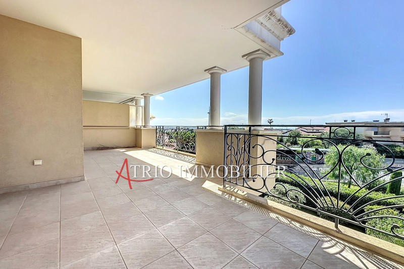 Appartement - 118 m² - 4 pièces