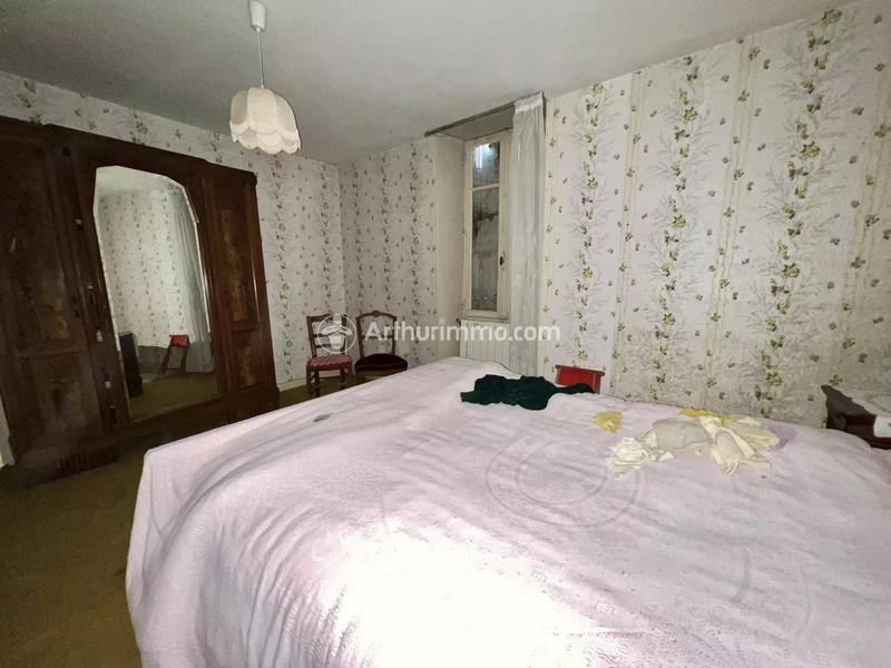 Maison - 184 m² - 7 pièces