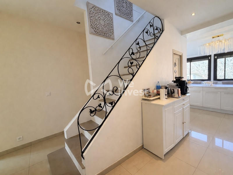 Maison - 120 m² - 7 pièces