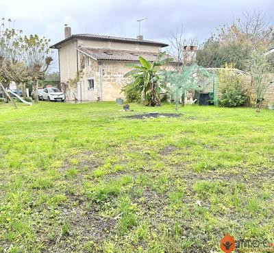 Maison - 180 m² - 7 pièces