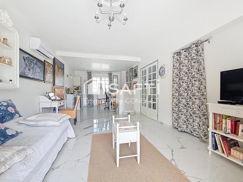 Maison - 122 m² - 6 pièces