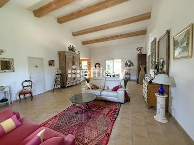 Maison - 159 m² - 6 pièces