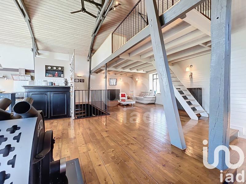 Maison - 270 m² - 5 pièces