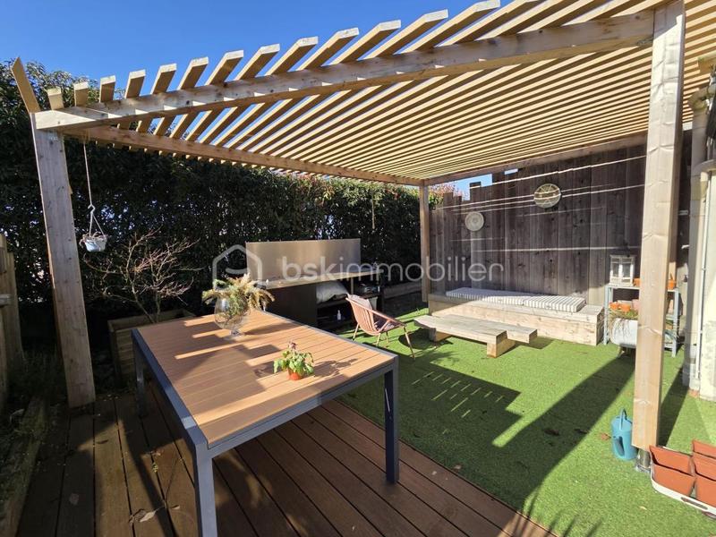 Maison - 140 m² - 6 pièces