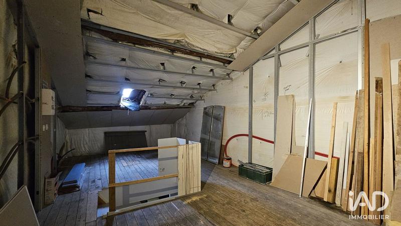 Local commercial - 102 m²