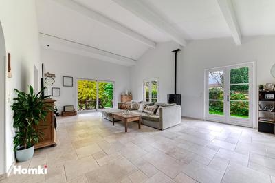 Maison - 185 m² - 6 pièces