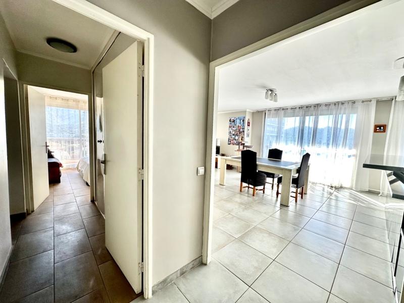 Appartement - 105 m² - 4 pièces