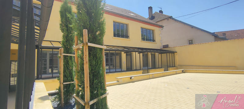 Triplex - 130 m² - 6 pièces
