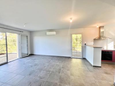 Maison - 87 m² - 5 pièces