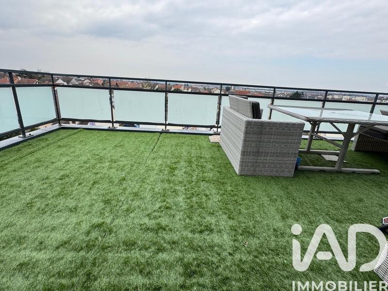 Appartement - 90 m² - 4 pièces