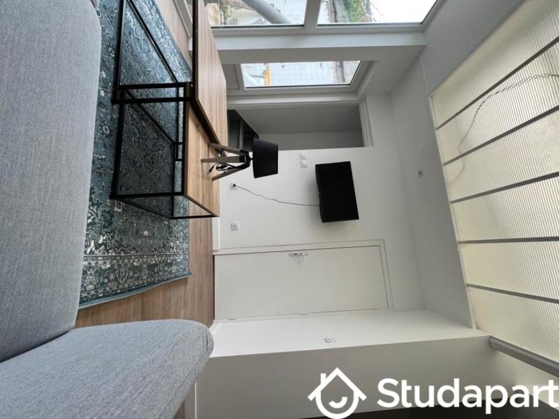 Chambre - 12 m² - 1 pièce