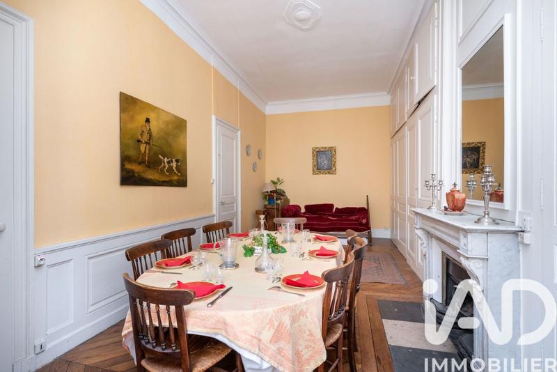 Appartement - 192 m² - 6 pièces