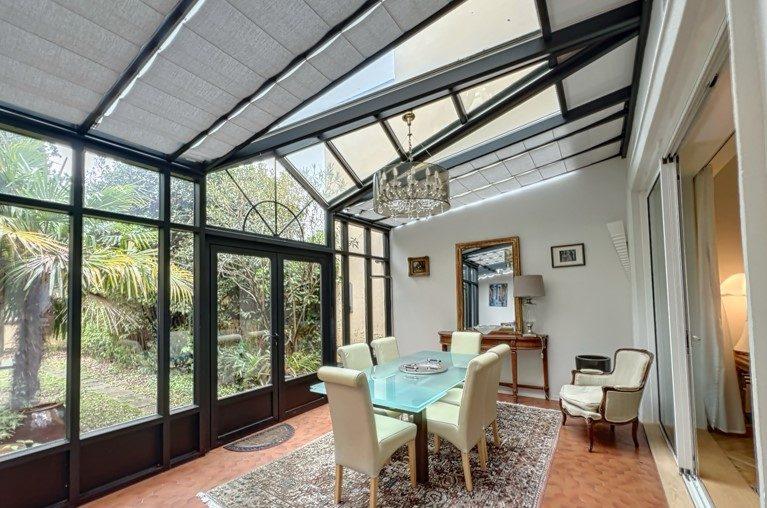 Appartement - 181 m² - 5 pièces