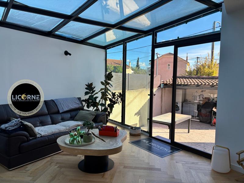 Appartement - 85 m² - 3 pièces