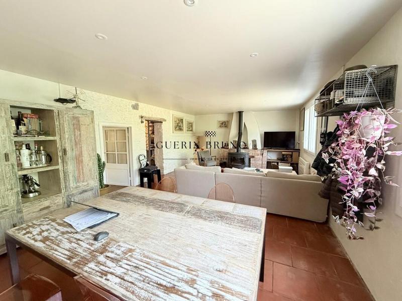 Maison - 180 m² - 6 pièces