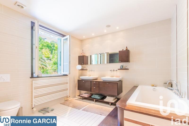 Maison - 167 m² - 7 pièces