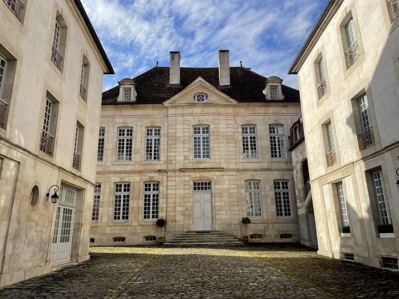 Appartement - 89 m² - 3 pièces