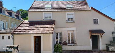 Maison traditionnelle - 179 m² - 7 pièces