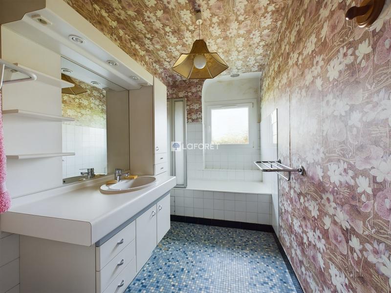 Maison - 104 m² - 5 pièces