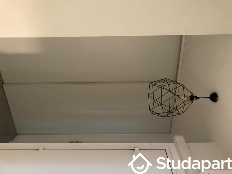 Chambre - 9 m² - 1 pièce