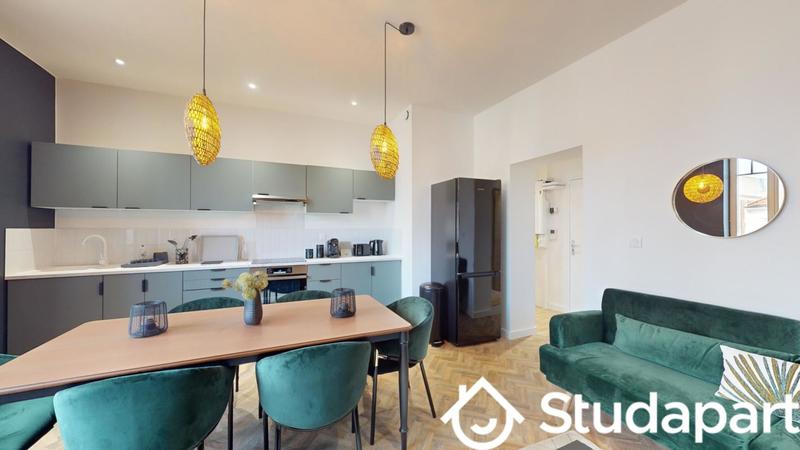 Chambre - 11 m² - 1 pièce