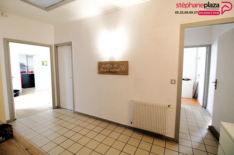 Loft - 123 m² - 5 pièces