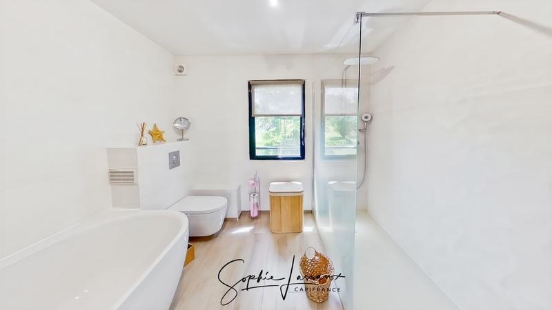 Maison d'architecte - 181 m² - 7 pièces