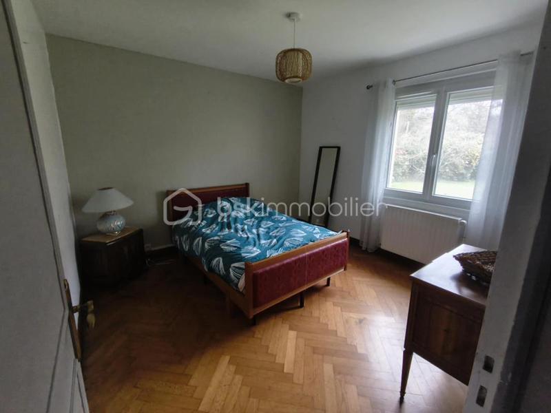 Pavillon - 145 m² - 7 pièces