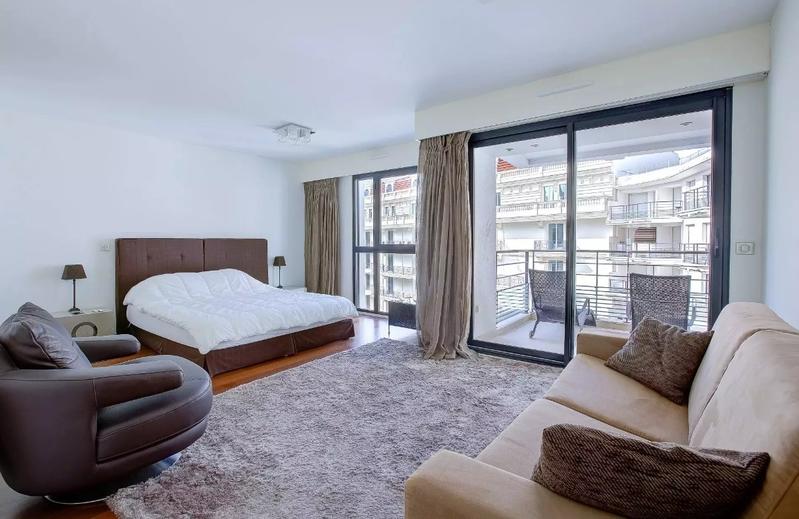 Appartement - 112 m² - 3 pièces