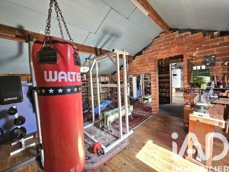 Maison - 195 m² - 7 pièces