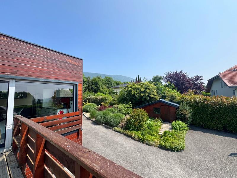 Maison - 211 m² - 5 pièces