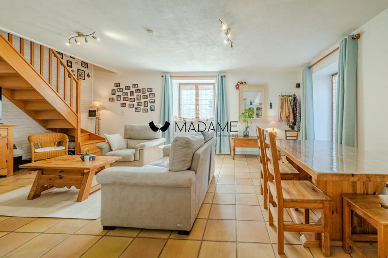 Maison - 112 m² - 4 pièces