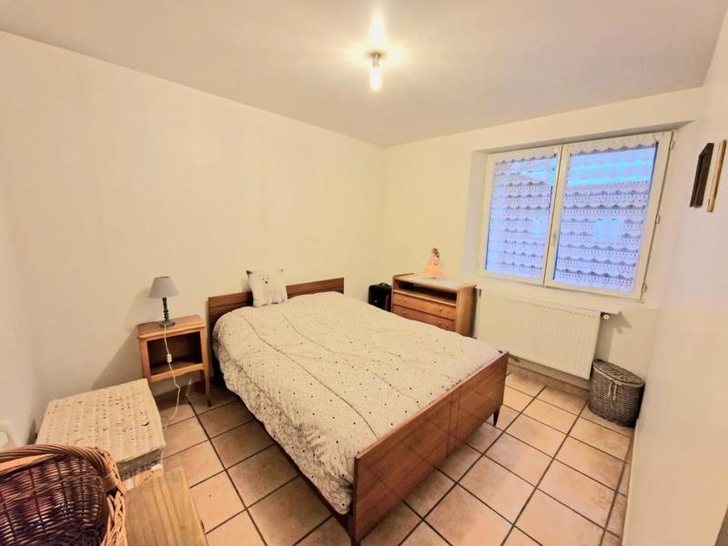 Maison - 330 m² - 15 pièces