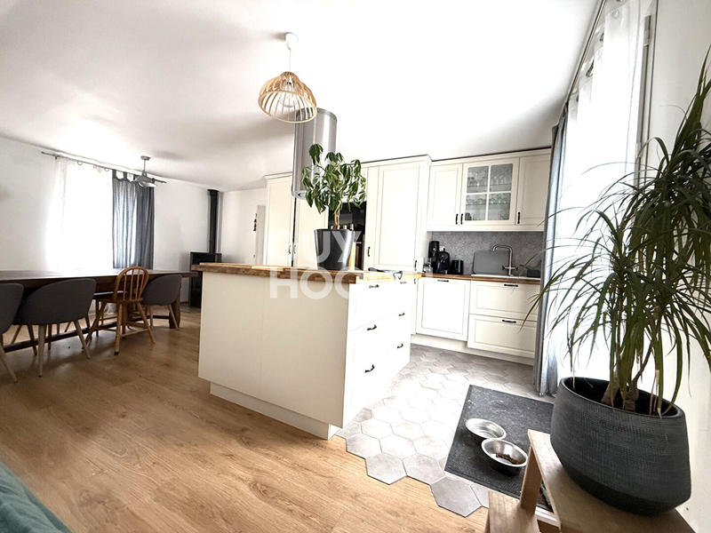 Maison - 145 m² - 7 pièces