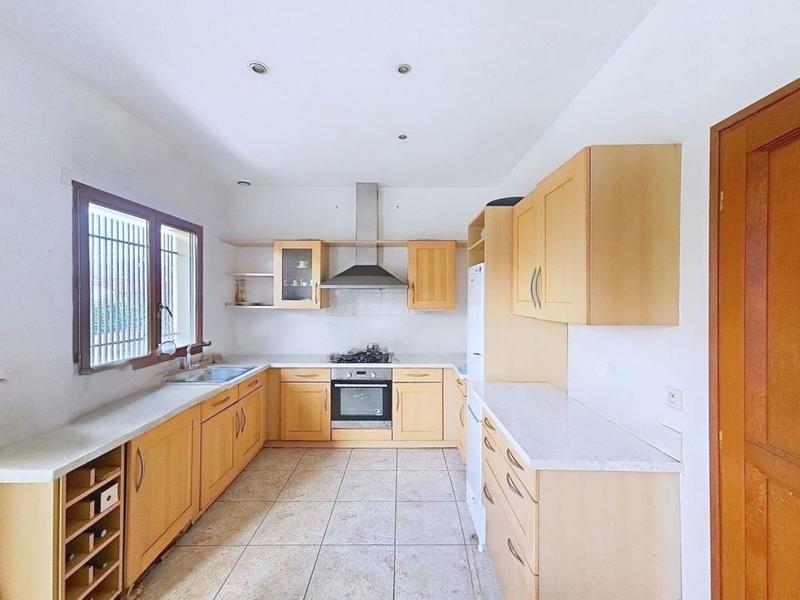 Maison - 160 m² - 5 pièces