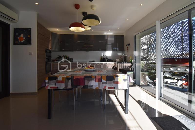 Maison d'architecte - 151 m² - 5 pièces