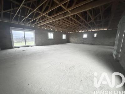 Maison - 144 m² - 5 pièces