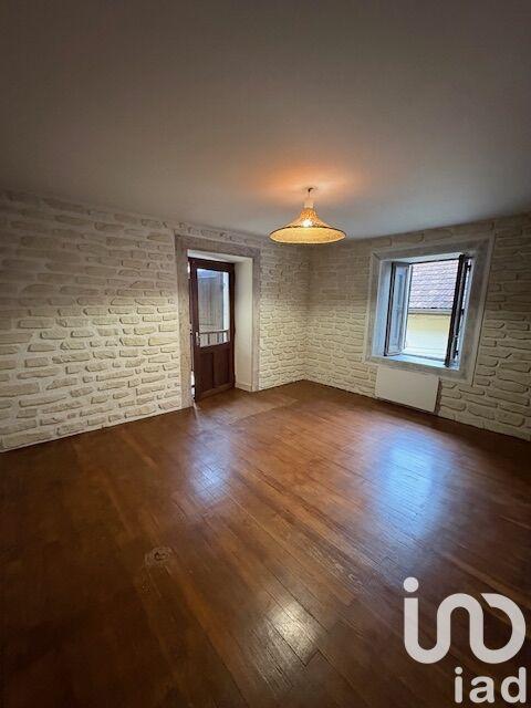 Appartement - 80 m² - 3 pièces