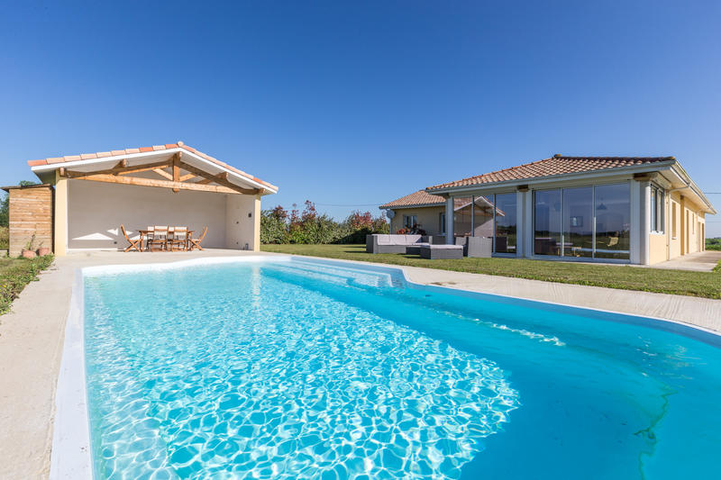 Maison - 140 m² - 5 pièces