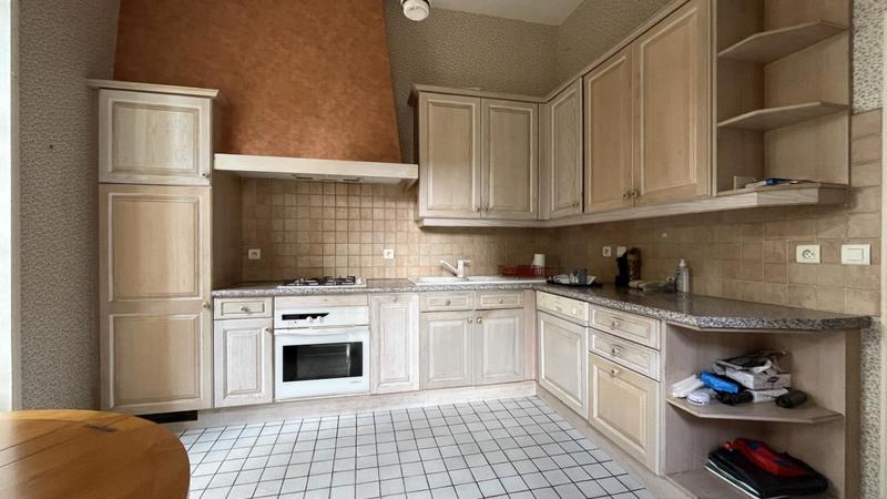 Appartement - 189 m² - 6 pièces