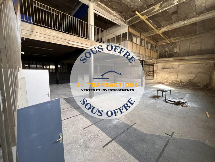 Local d'activités - 729 m²