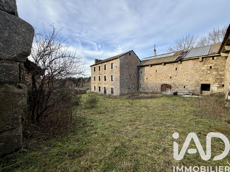 Maison - 521 m² - 13 pièces