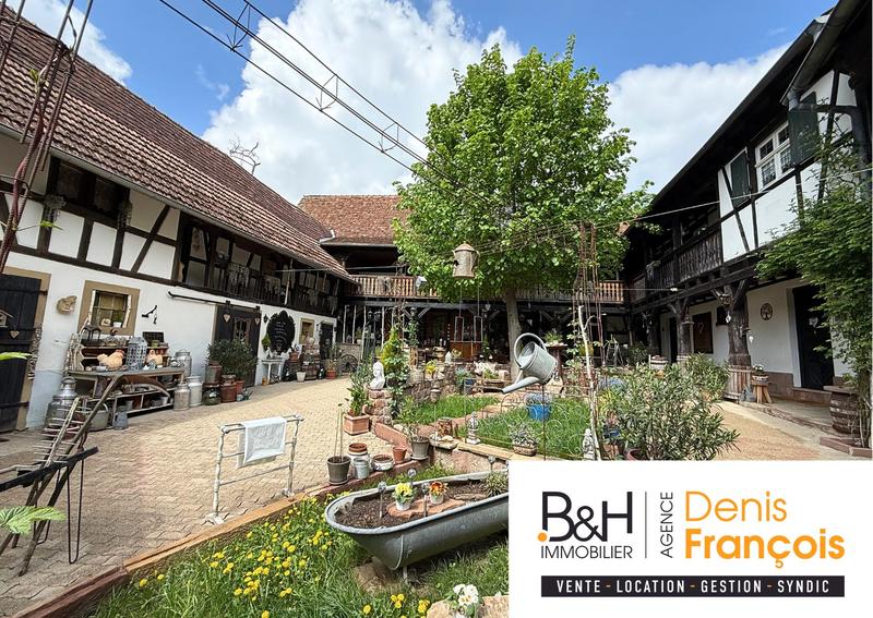 Maison ancienne - 444 m² - 10 pièces